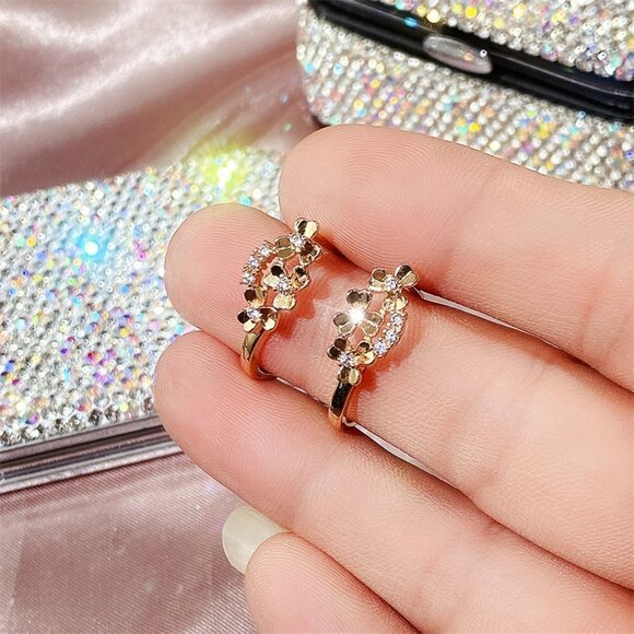 💝"Dainty Diamond Designer Flower Daisy 14K Rose Gold Plated EarringsUNVN12513 - Picture 5 of 6